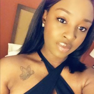 Meet your Posher, Dekilia